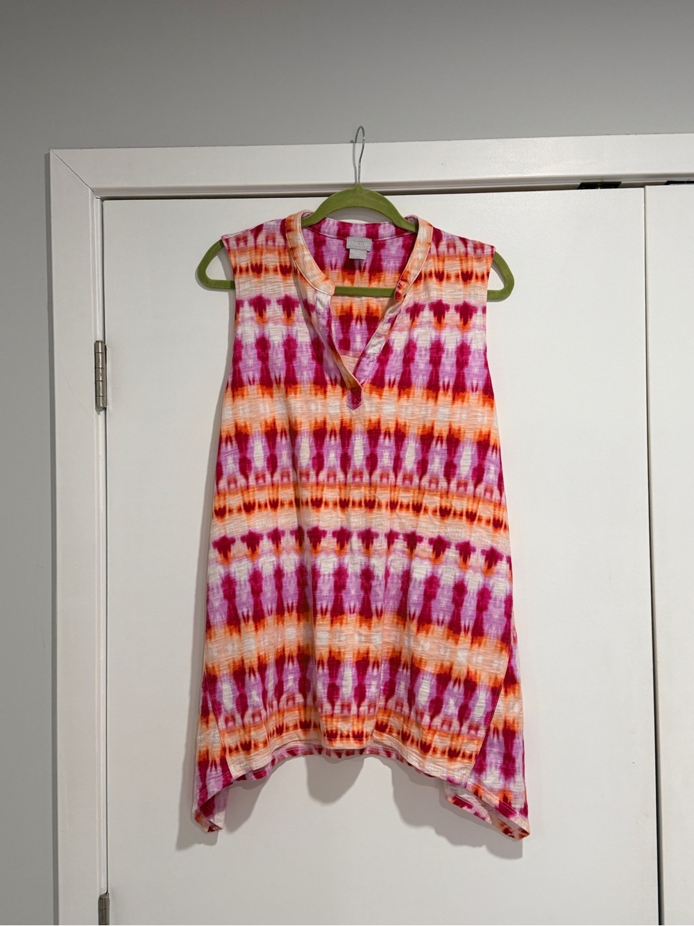 Chico’s Sleeveless Tie-Dye V-Neck Women’s Top - Pink & Orange